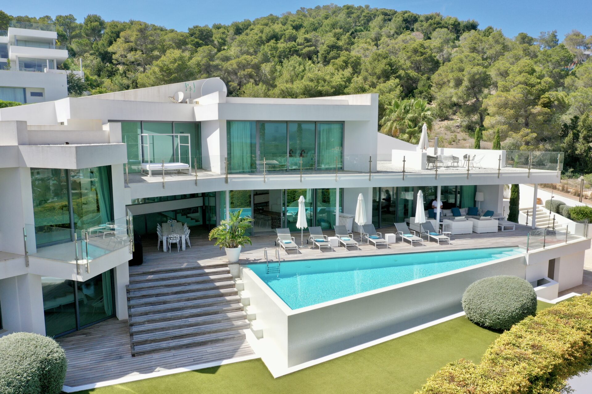 Villa Firefly