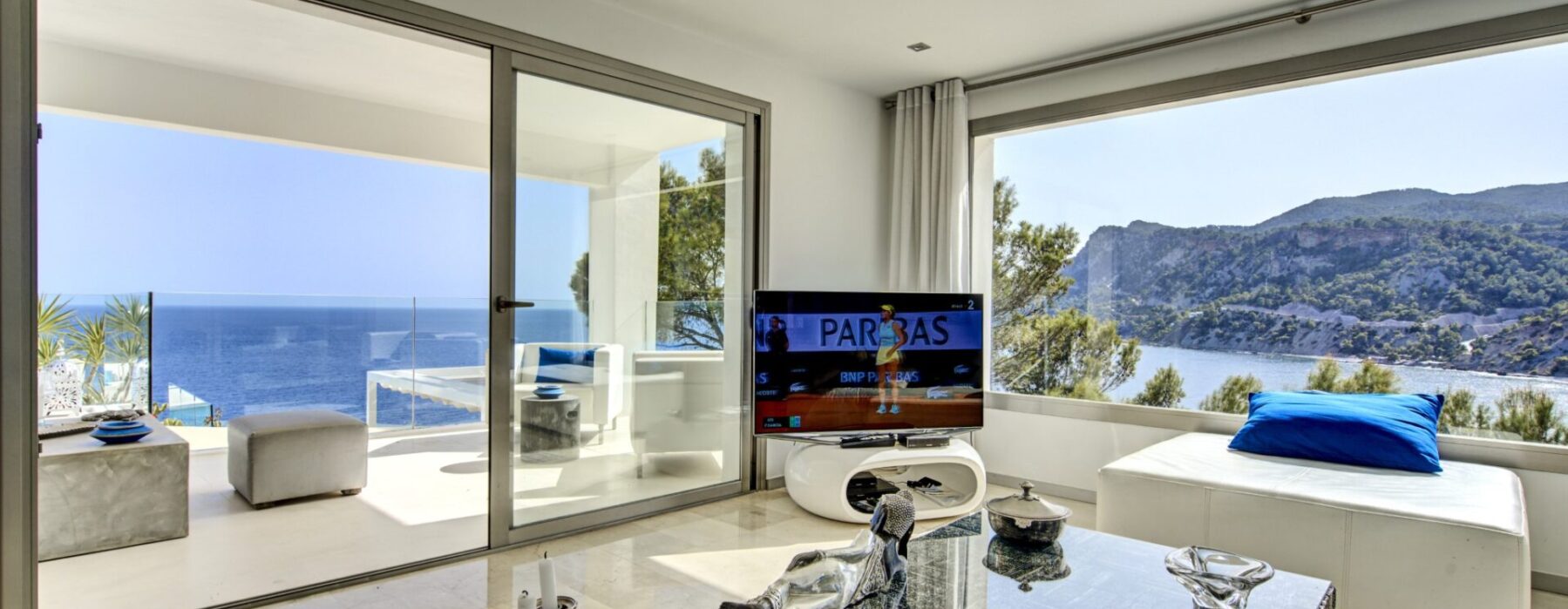 Photo Studio Ibiza HIGH 129 3 Living Room DSC02761And8more (1)