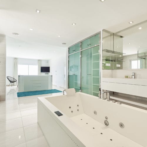 View from behind the jacuzzi bathtub of spacious en-suite bathroom