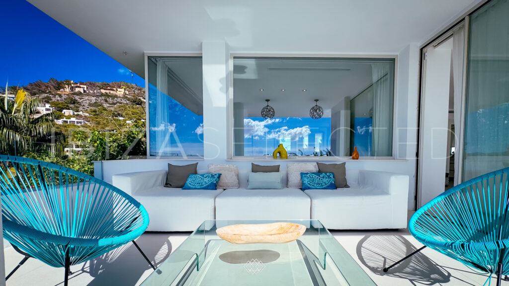 Tombenzon Villa Triple X 2024 07