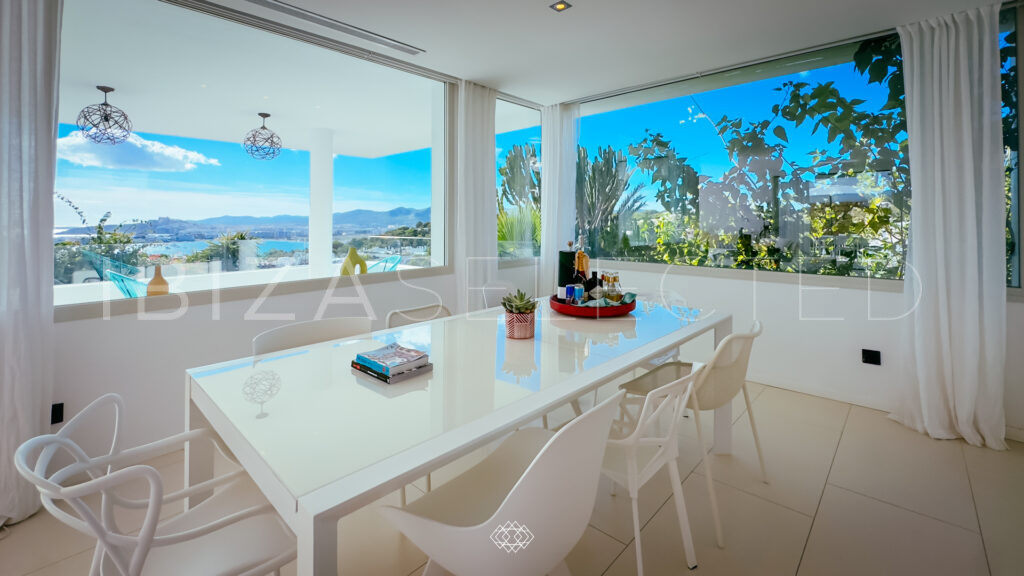 Tombenzon Villa Triple X 2024 18