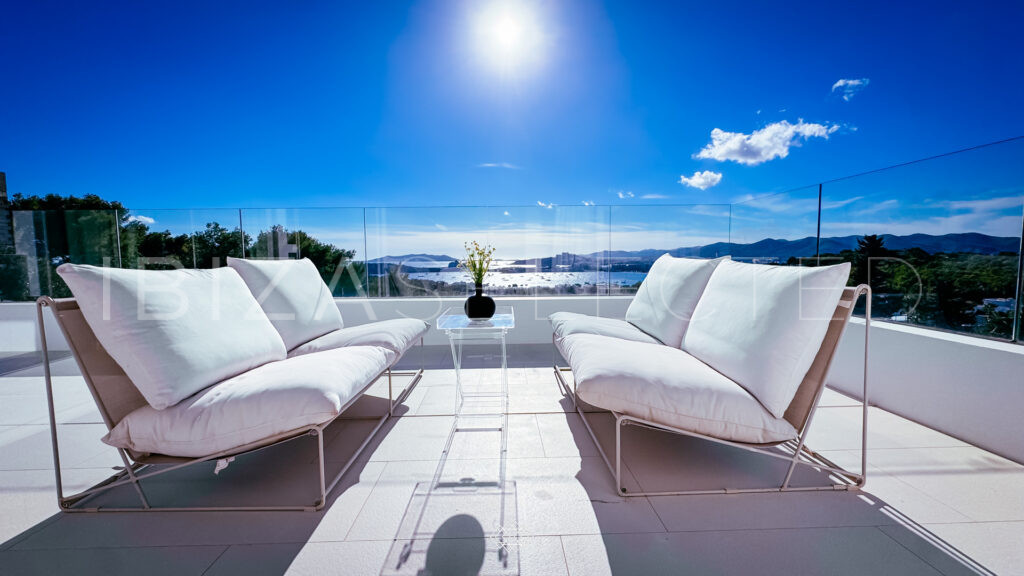 Tombenzon Villa Triple X 2024 35