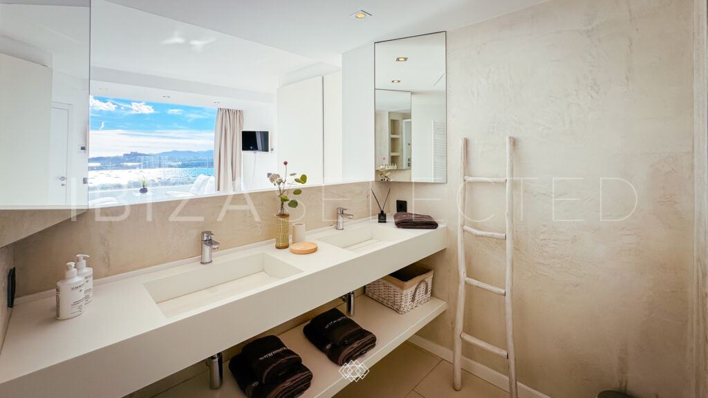 Tombenzon Villa Triple X 2024 40