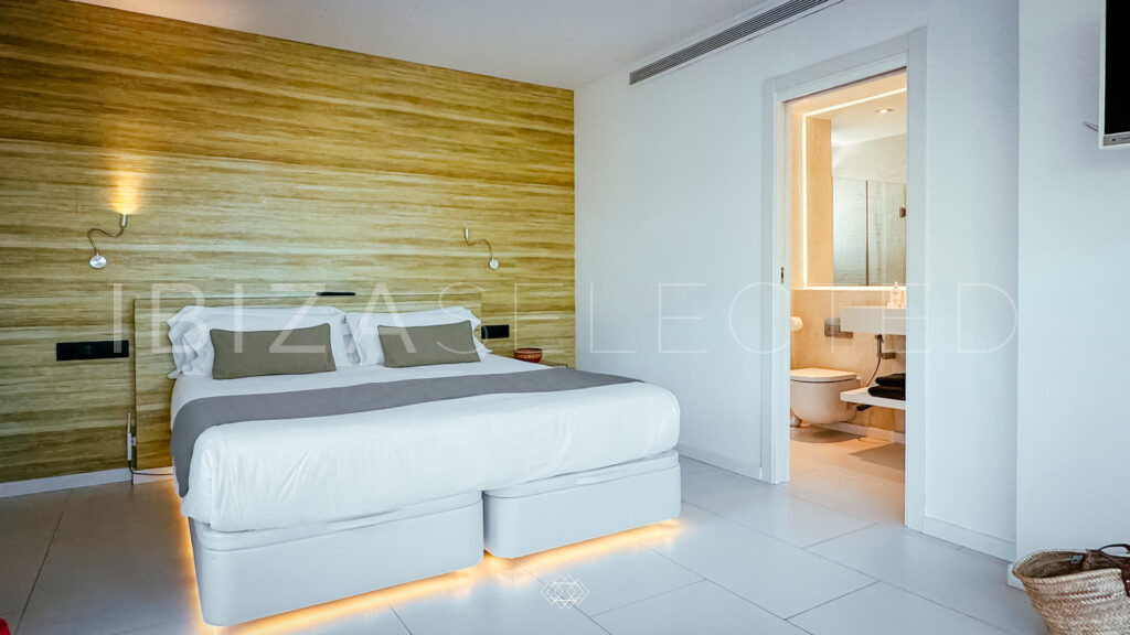 Tombenzon Villa Triple X 2024 41