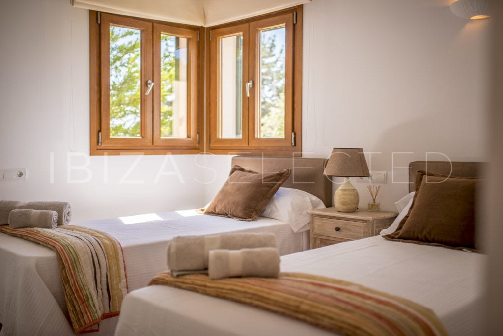 Twin beds room of Villa Cara - 2