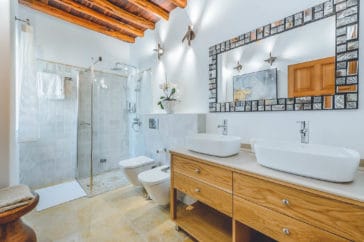 En-suite bathroom 4 of Villa Sadie in Ibiza