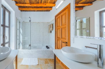 En-suite bathroom 5 at Villa Sadie in Ibiza