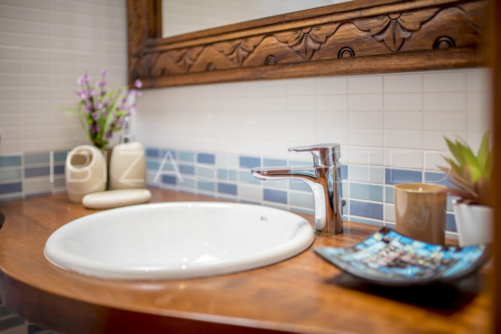 Wooden style bath sink with mirror