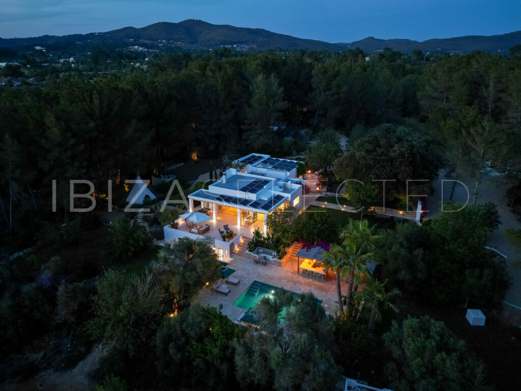 Can Xic RoderickPolak LR 70