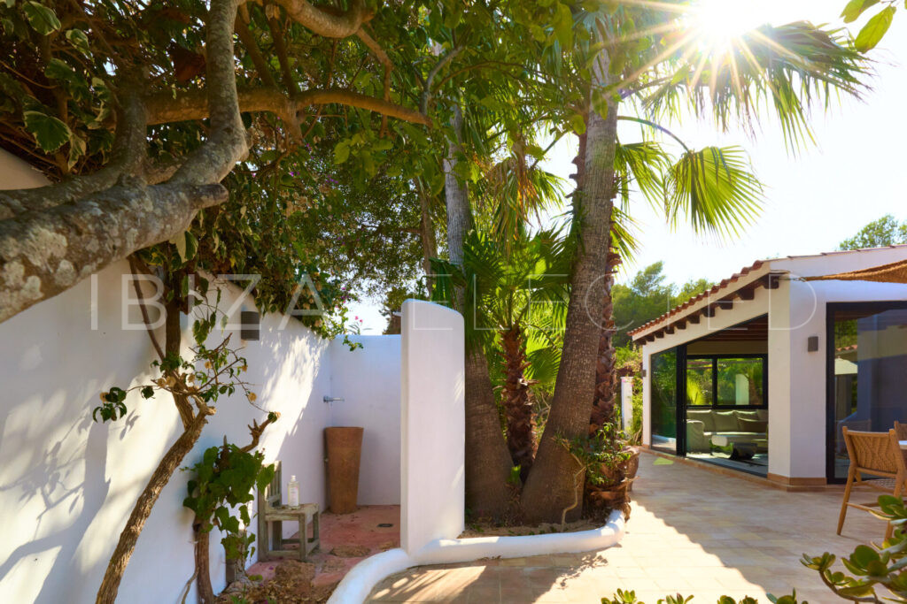 Outdoor Shower 2 Can Pardis