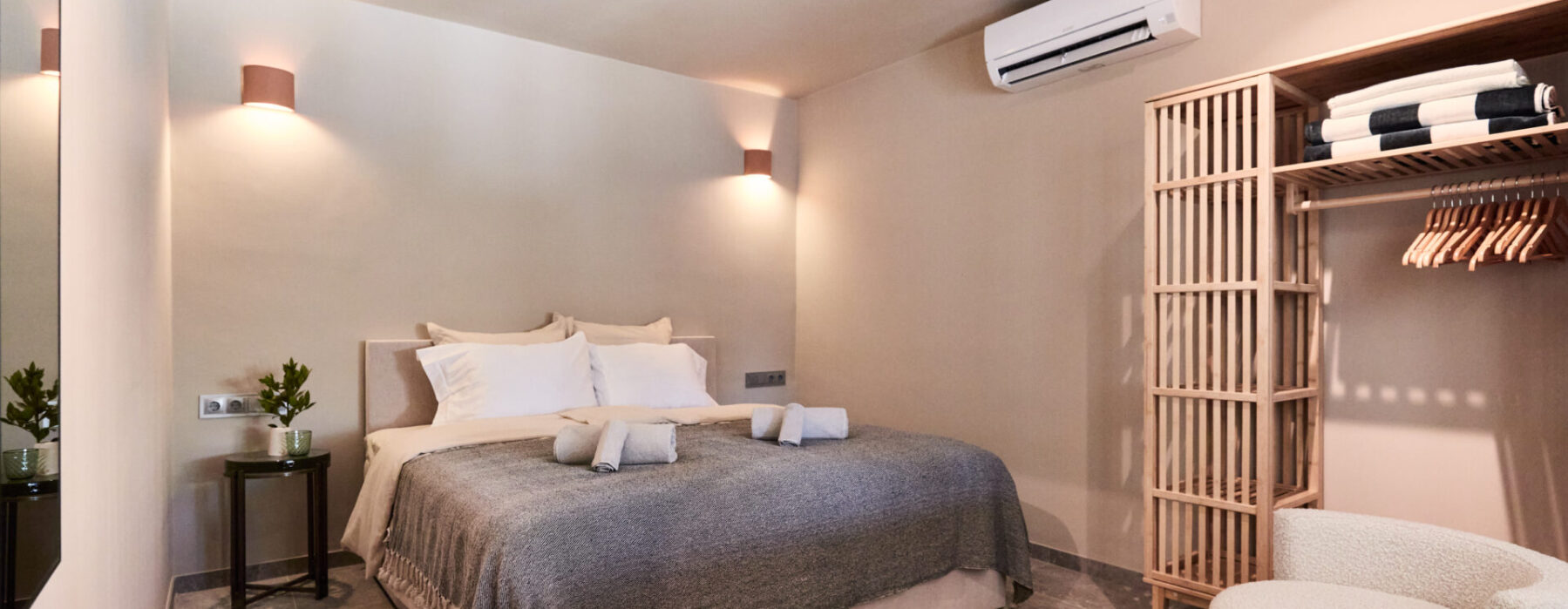 Third Bedroom 2 Can Pardis