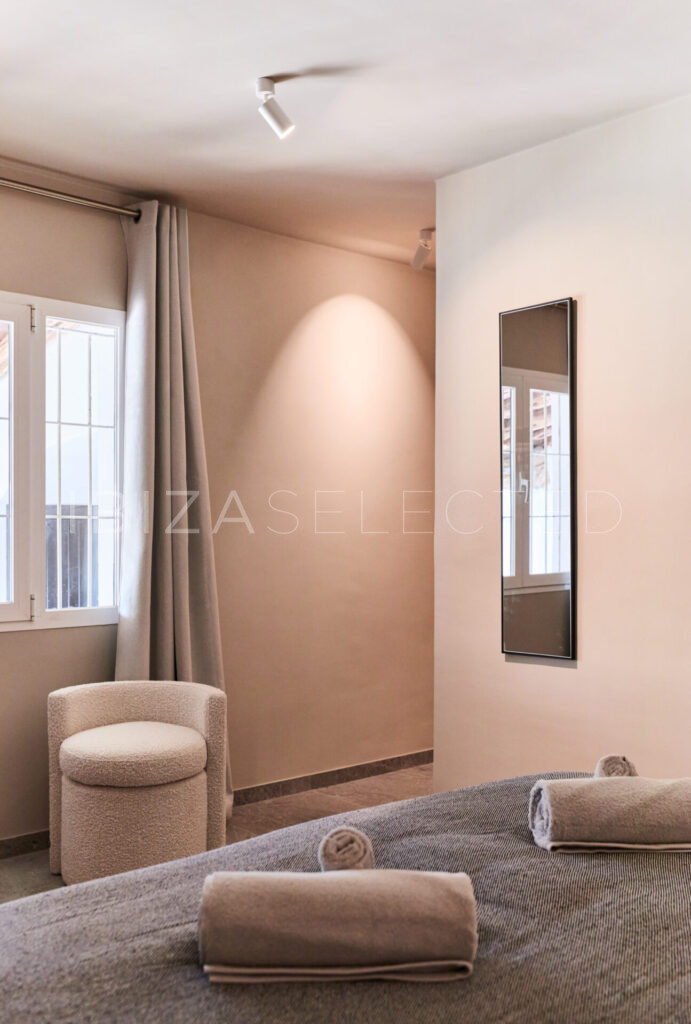 Third Bedroom 7 Can Pardis