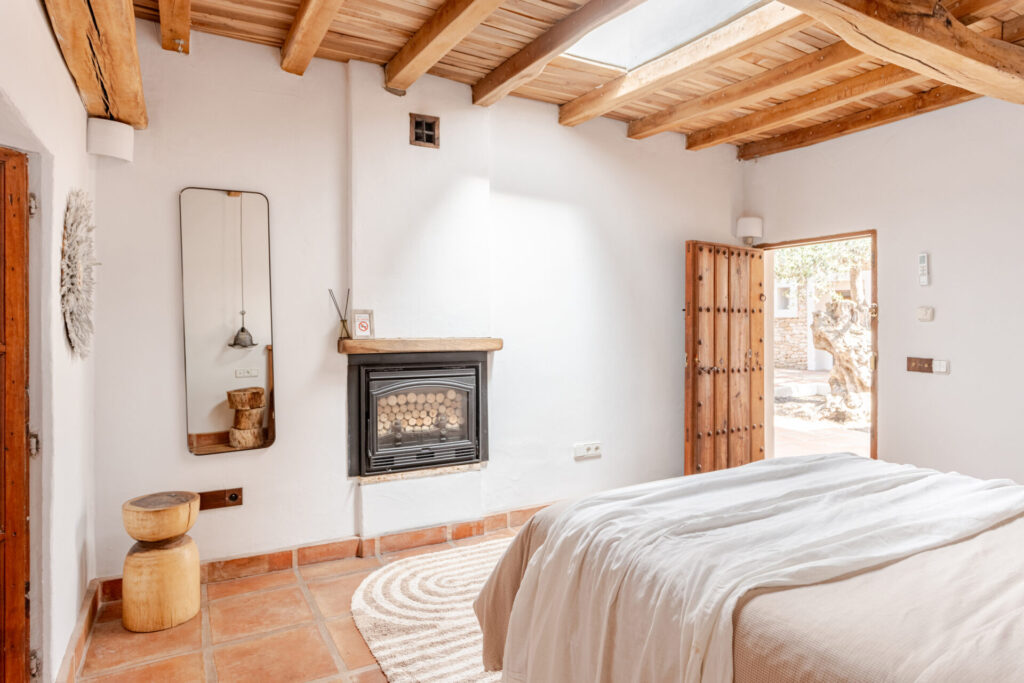 371fb79d F1c5 4b6c A484 C43fee4477ca