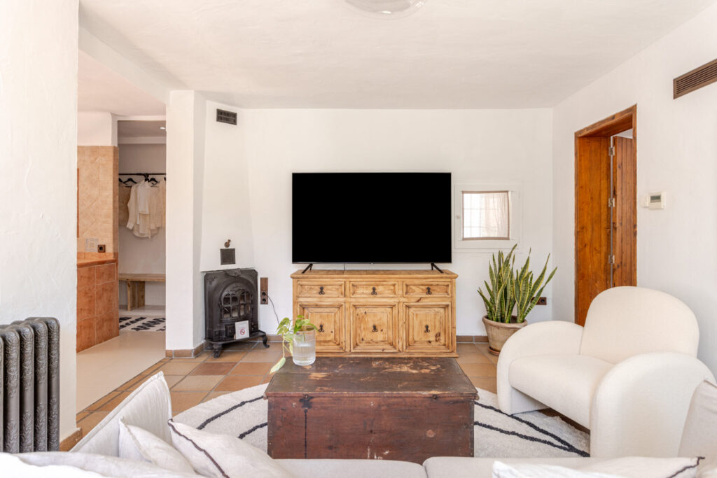 72b97af0 13a7 4e44 B357 4902196c3ad1